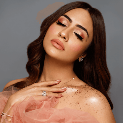Sara Ali Cosmetics rose gold dust luminous highlighter